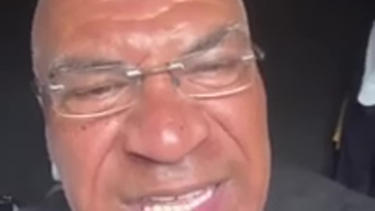 The fidel castro strategy for invasion of Ireland