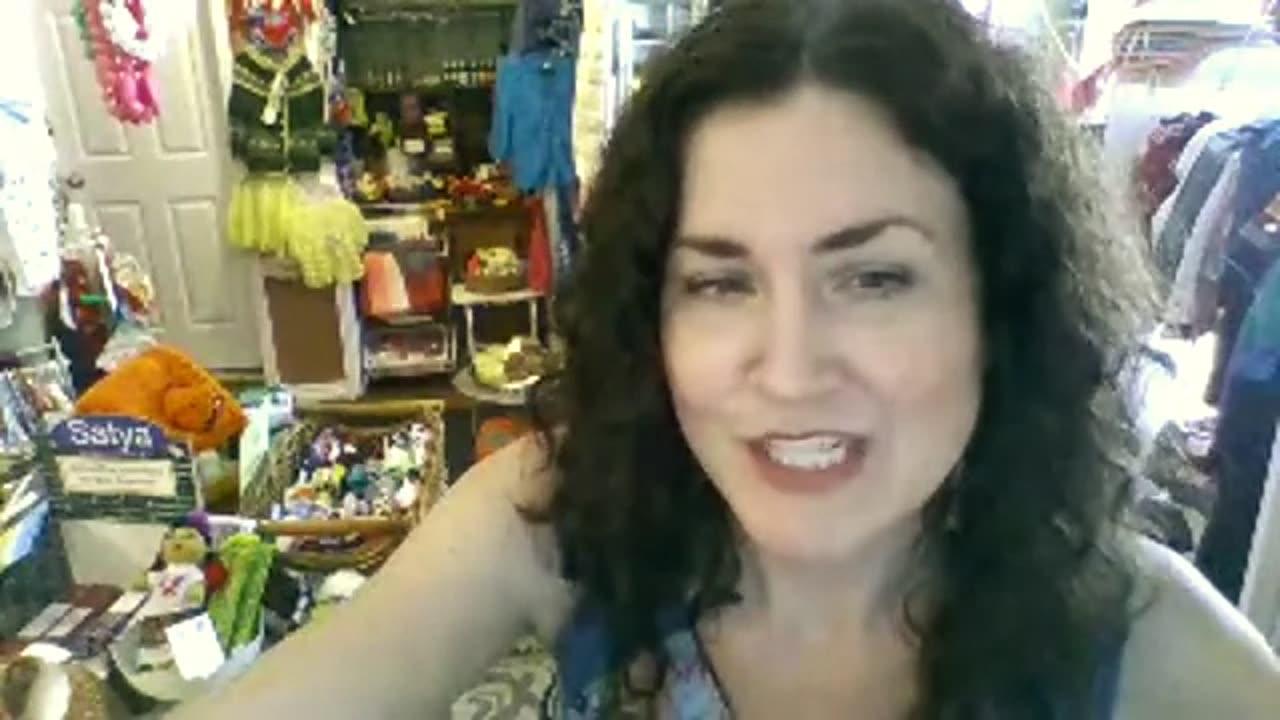 Let's talk about teeth - what causes dental issues and how to remedy them holistically