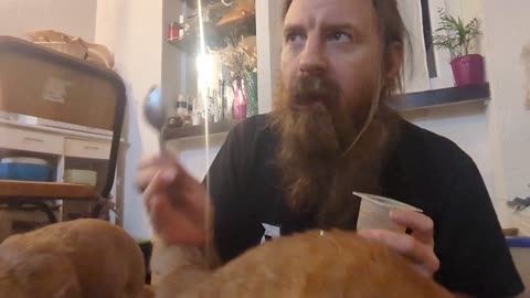 2023-01-30 (1) - ASMR compote de 3 ans d'âge - Twitch Decheterie