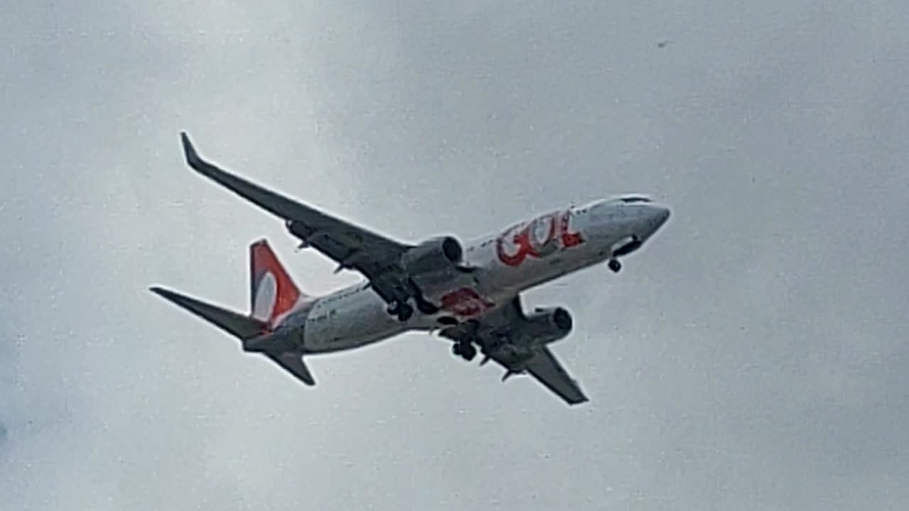 Boeing 737-800 PR-GGE vindo de Guarulhos para Fortaleza