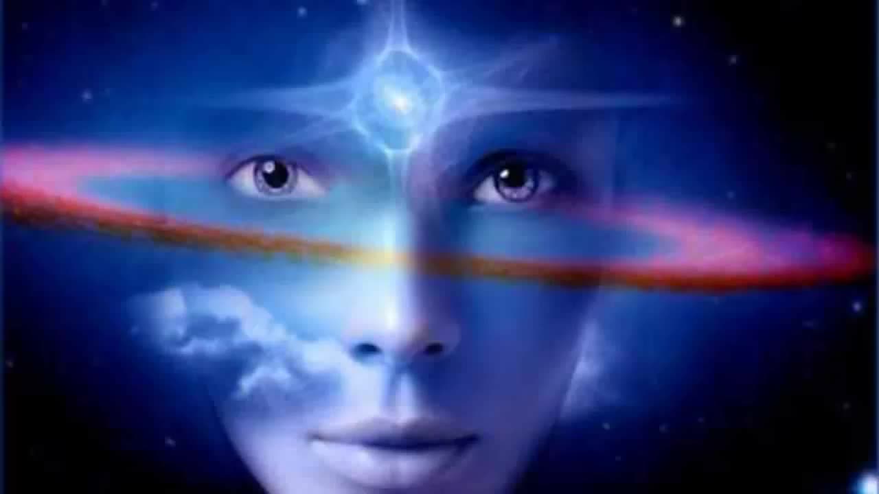 Cada pessoa que você conheceu em sua vida foi pelo motivo de 5 razoes cósmicas