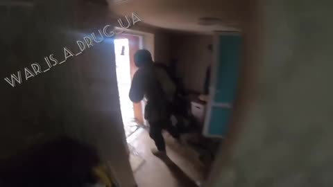 Ukrainians Fighting Through Neighborhoods