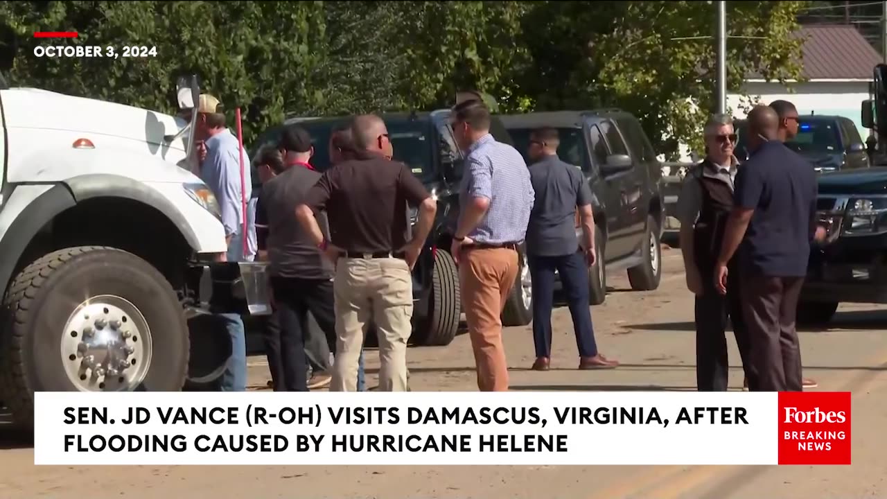 BREAKING- JD Vance Speaks To Citizens Of Damascus, Virginia, After Hurricane Helene-Caused Flooding