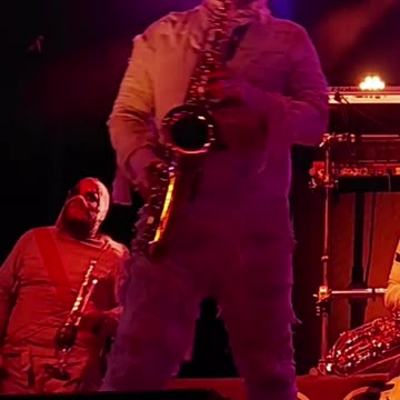 Highlander (Here Come The Mummies) - LIVE @ Avondale (Short 3)