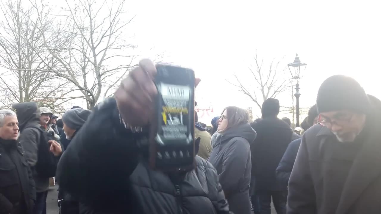 Speakers Corner - Uncle Sam & Ash Talk to Muslims, They Talk About Allah's Foot