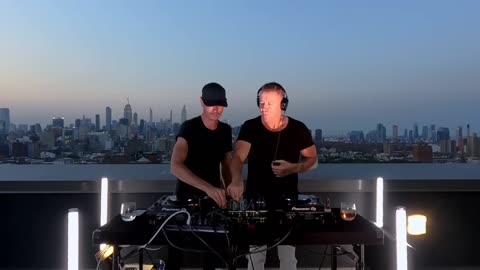 Cosmic Gate New York City Sunset Set MOSAIIK Chapter One