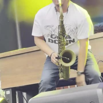 Ernie Chang (Andy Frasco & The U.N.) - LIVE @ 420Fest (Short 5)