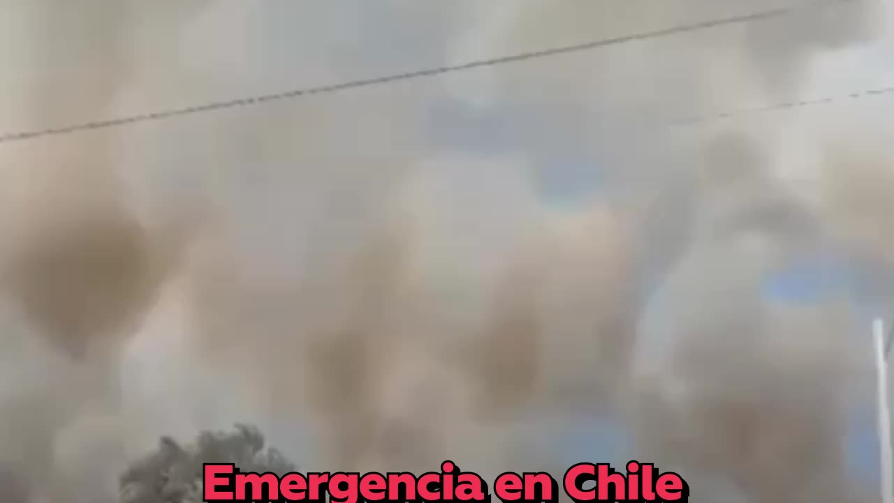 Gran incendio forestal en Tiltil, Chile, provoca alerta roja