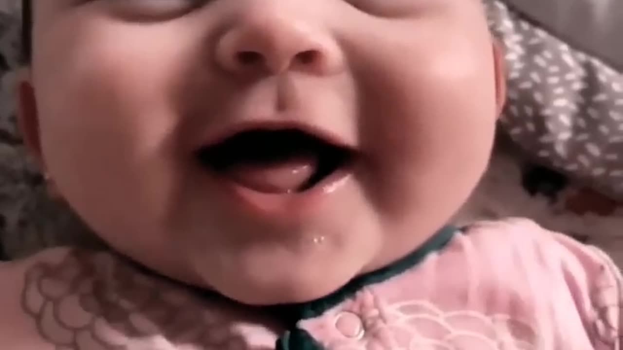 Cute Baby Laughing🤣