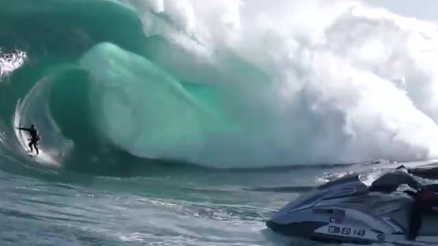 Indian Ocean Mega Swell Hits Australia | Filmers @ Large