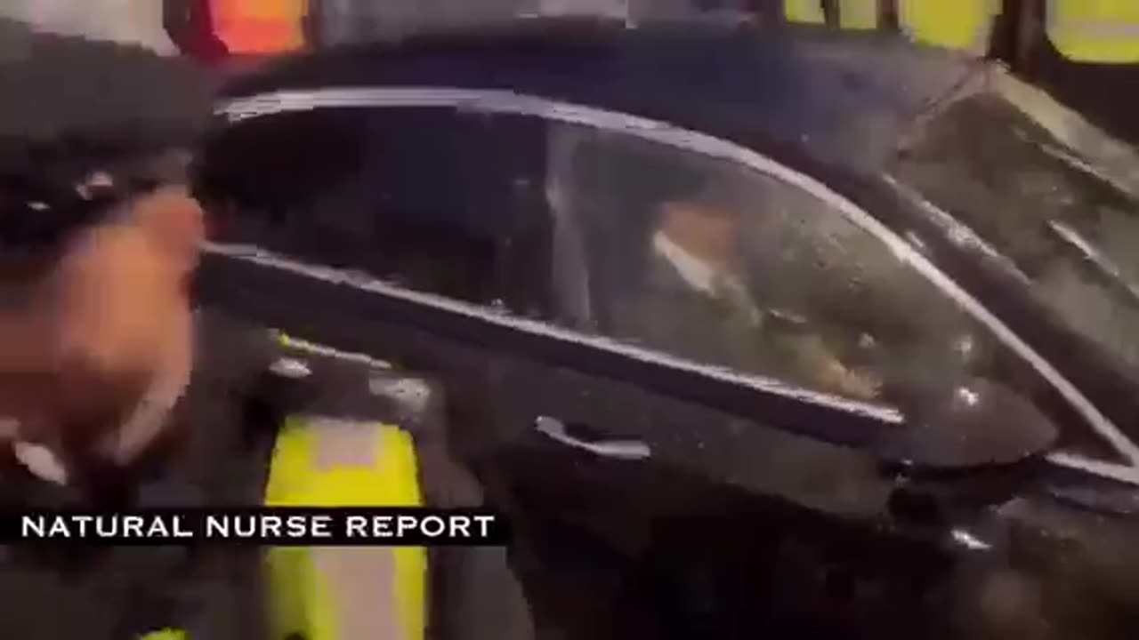 BILL GATES RECEIVING A WARM WELCOME IN ENGLAND