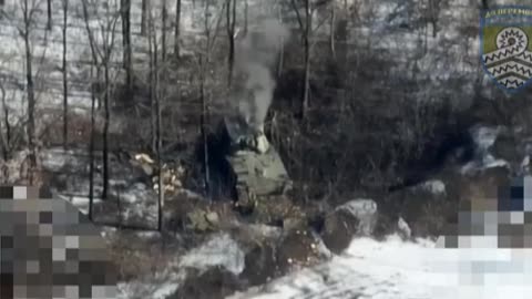 Russian Self-Propeled Gun Hit by Ukrainian Artillery