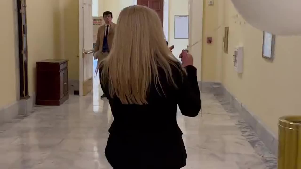 MTG carrying her balloon to SOTU