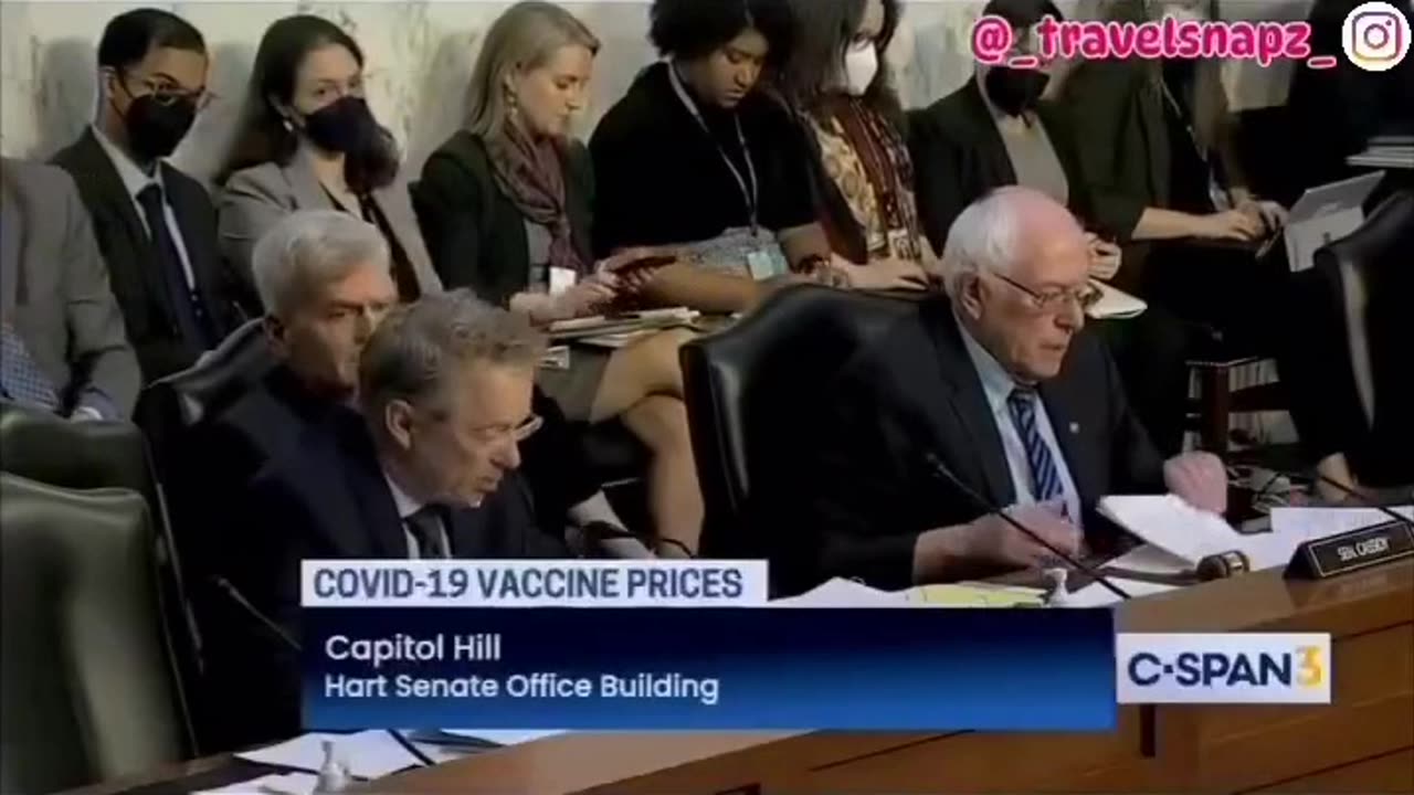 govt employees making money on vax