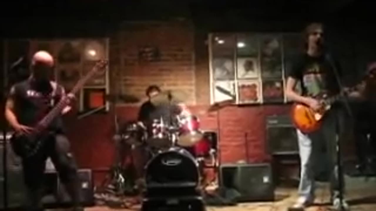 [OLD CLASSIC VIDEOS] Davy's Grey - Now You're A Man (cover) (2010)