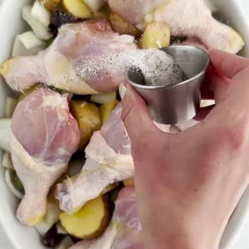 Oven Baked Chicken Drumsticks and Potatoes