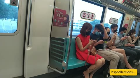 Office lady dipping on MRT...Preview ( Full clip is 8.30min )