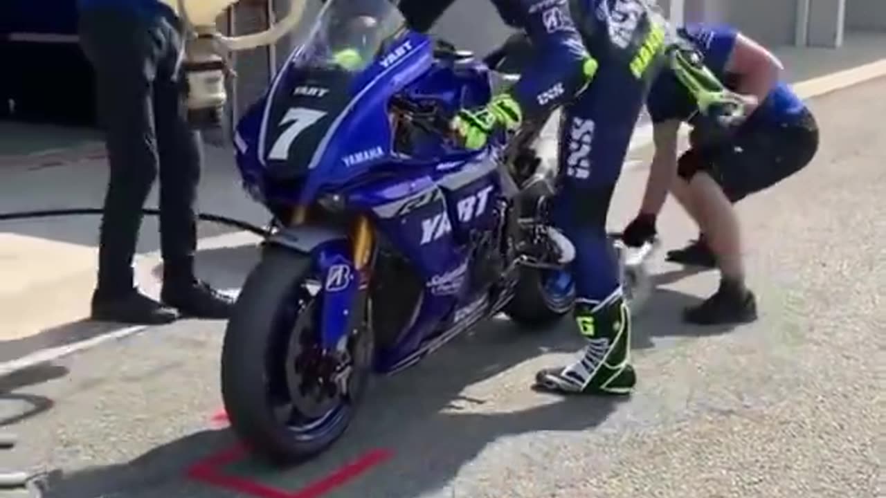 Fast enough, Best Yamaha R1M Motogp bike, viral bike video