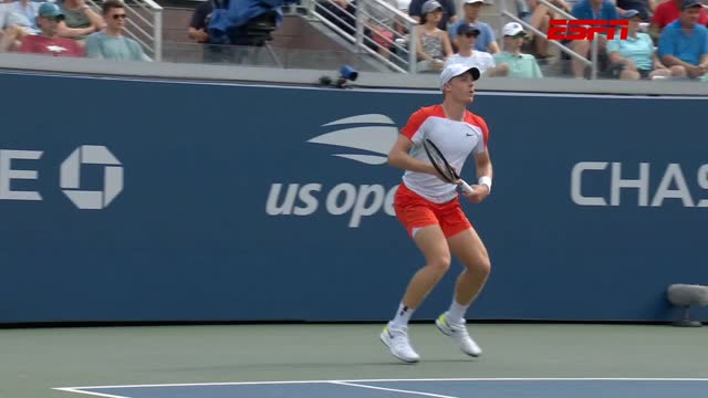 DJ Mad Linx on ESPN @ The U.S. Open 2022 Courtside for Shapovalov vs. Rublev match pt. 2