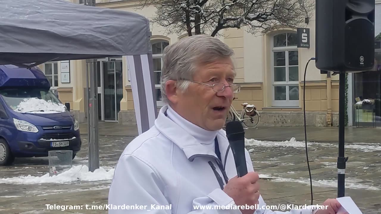 Major a.D. Florian Pfaff - Kronzeuge zum Ukraine Krieg - Traunstein Demo und Umzug 28.01.23