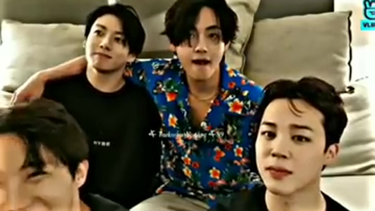 WHEN TAEHYUNG WAS READY TO GIVE IT ALLTO JUNGKOOK BUT JIMIN REMINDED HIM THAT THEY'RE LIVE🤫🤭😂#bts