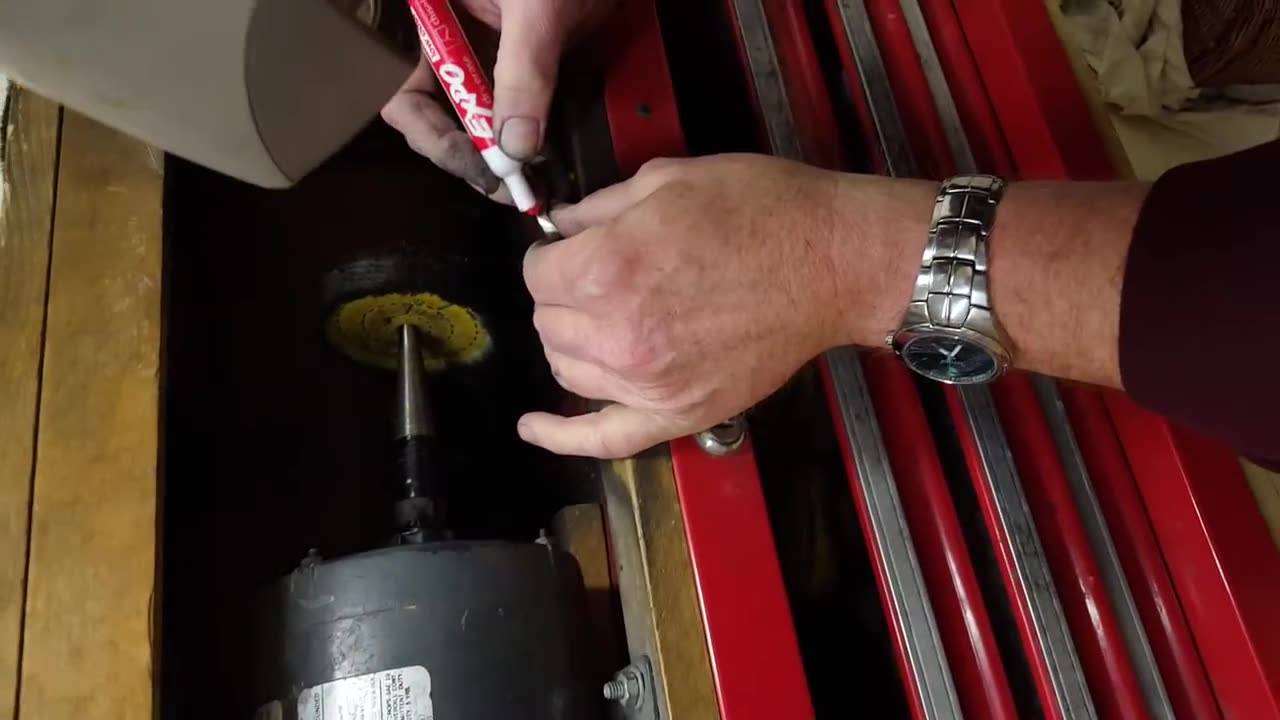 Polishing white gold