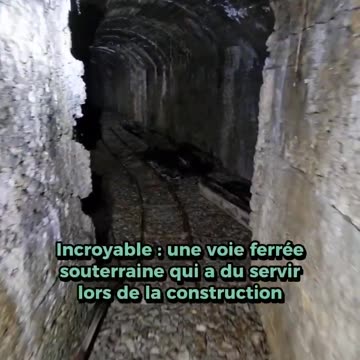 🔦💥 Un bunker secret WW2 avec son matériel intact ! 😳 #ww2 #militaria