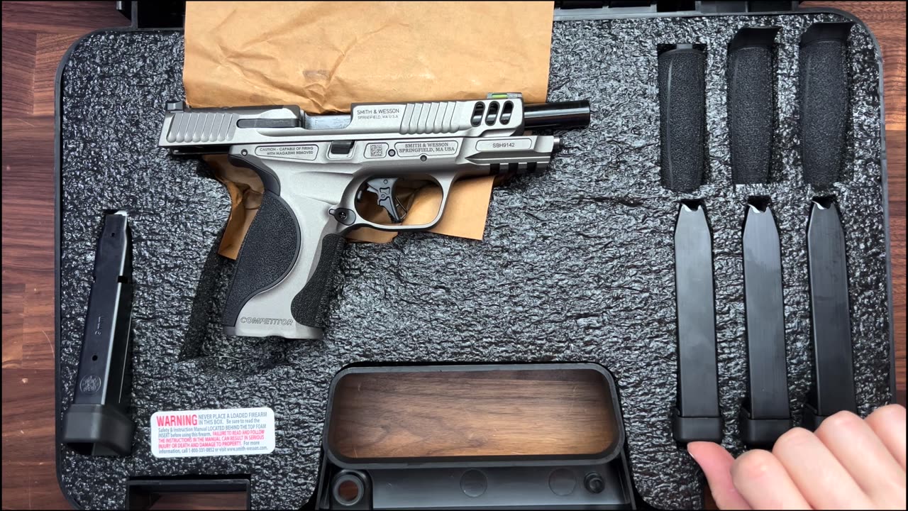 Smith and Wesson M&P Competitor Review/Un-boxing