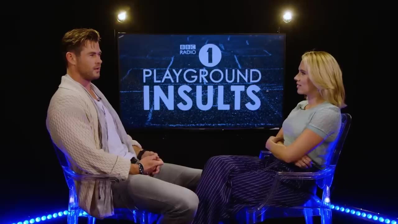 Chris Hemsworth and Scarlett Johansson Insult Each Other | CONTAINS STRONG LANGUAGE!