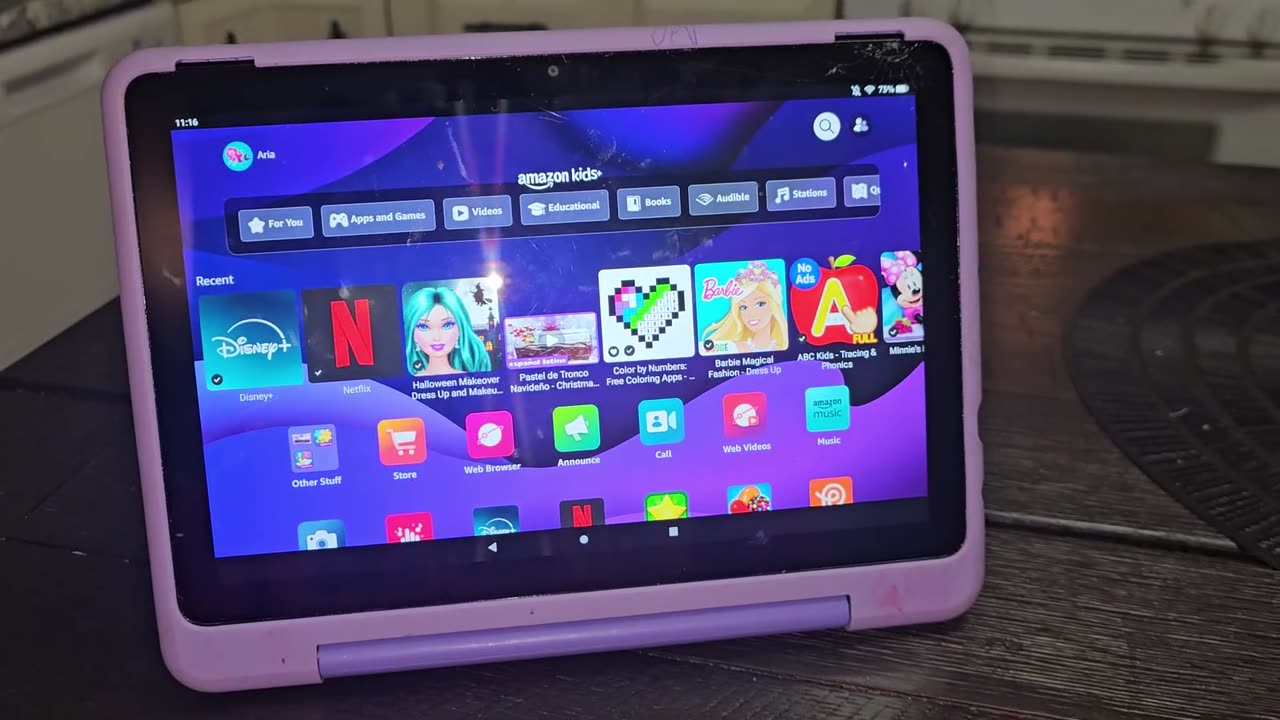 Amazon Fire HD 10 Kids Pro (10.1'' Screen, Parental Controls, & 13-Hour Battery)