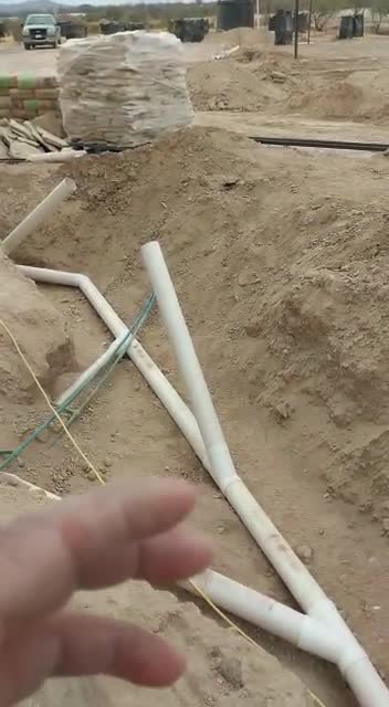 Poniendo la tubería de la casa