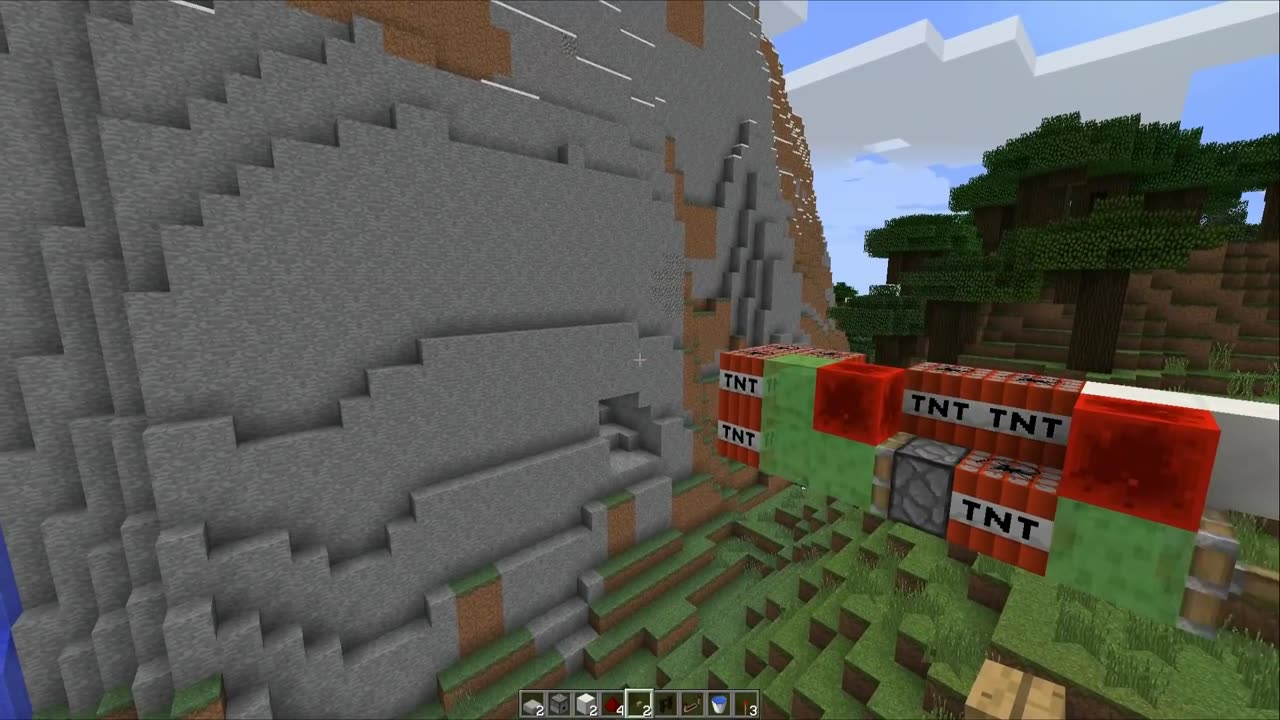 Minecraft: 10 Fun Things To Do With TNT!