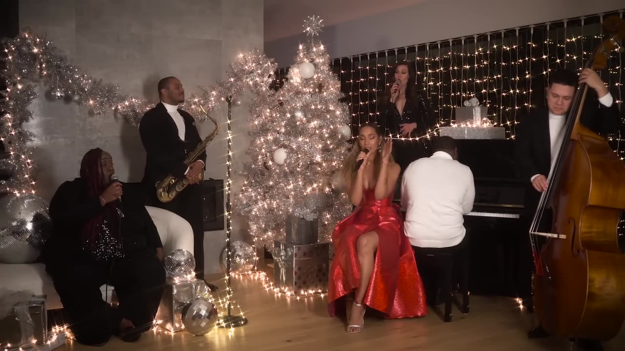 Leona Lewis - I Wish It Could Be Christmas Everyday (Magic Radio's Magic of Christmas 2020)