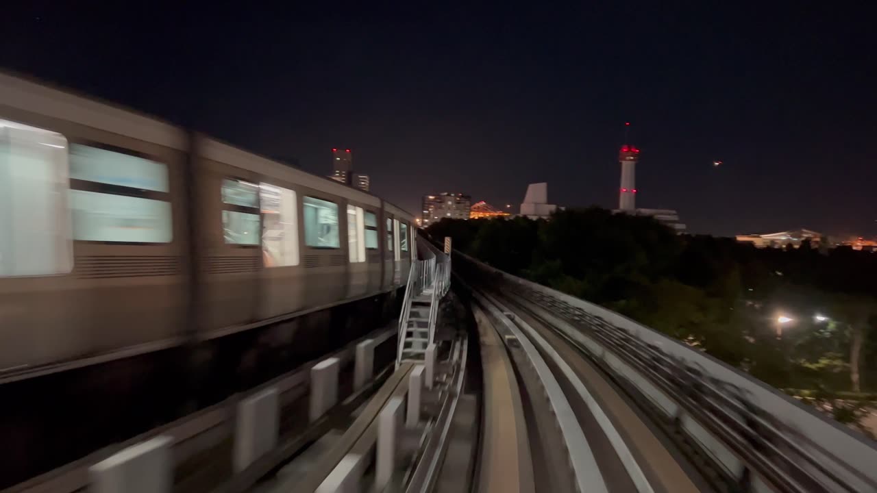 Stunning Tokyo Bay Nightride on the Yurikamome Line (Pt. 3)