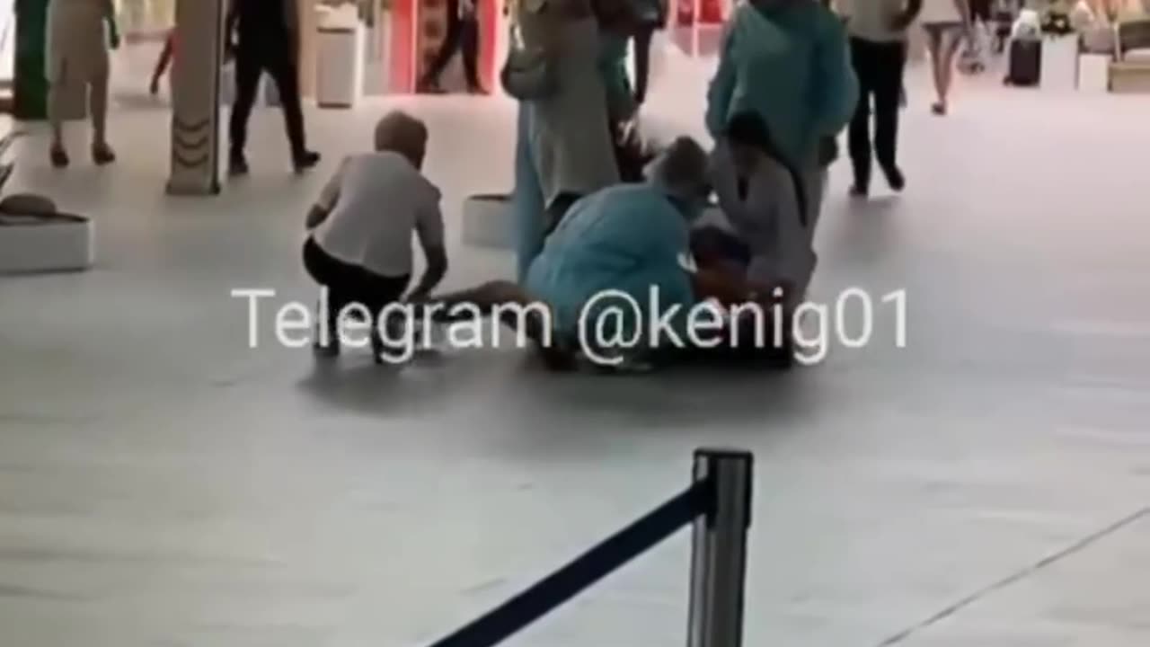 They Opened A Temporary Covid-19 Vaccine Clinic In The Mall - What Could Go Wrong?