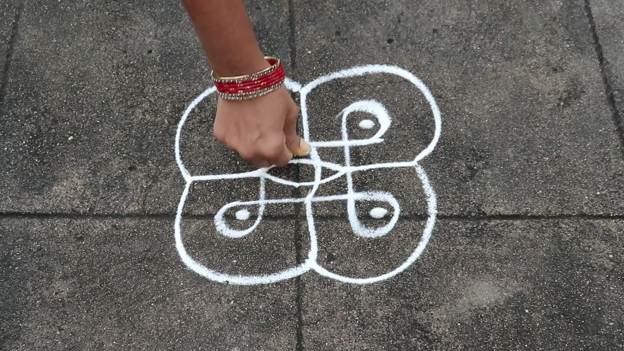 2 min Rangoli Designs🌻 2x2 dots Easy & Small Muggulu🌻Friday Kolam Design🌻Side Border Rangoli Designs