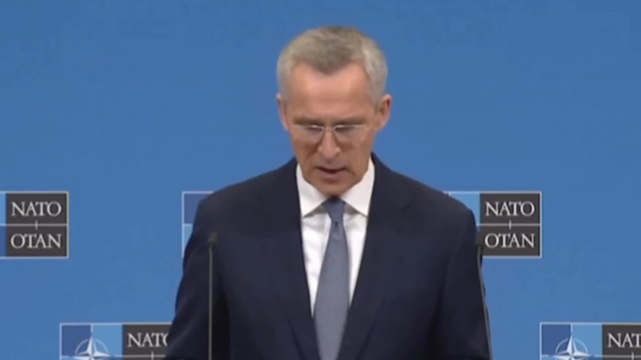 Stoltenberg: Ukraine’s ammo expenditure puts NATO defense industries under strain