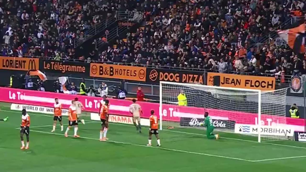 If you missed it earlier. Kylian Mbappé at his absolute best.