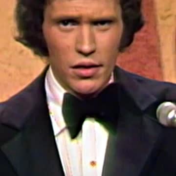 (1976) Billy Crystal Roasts Ali ...