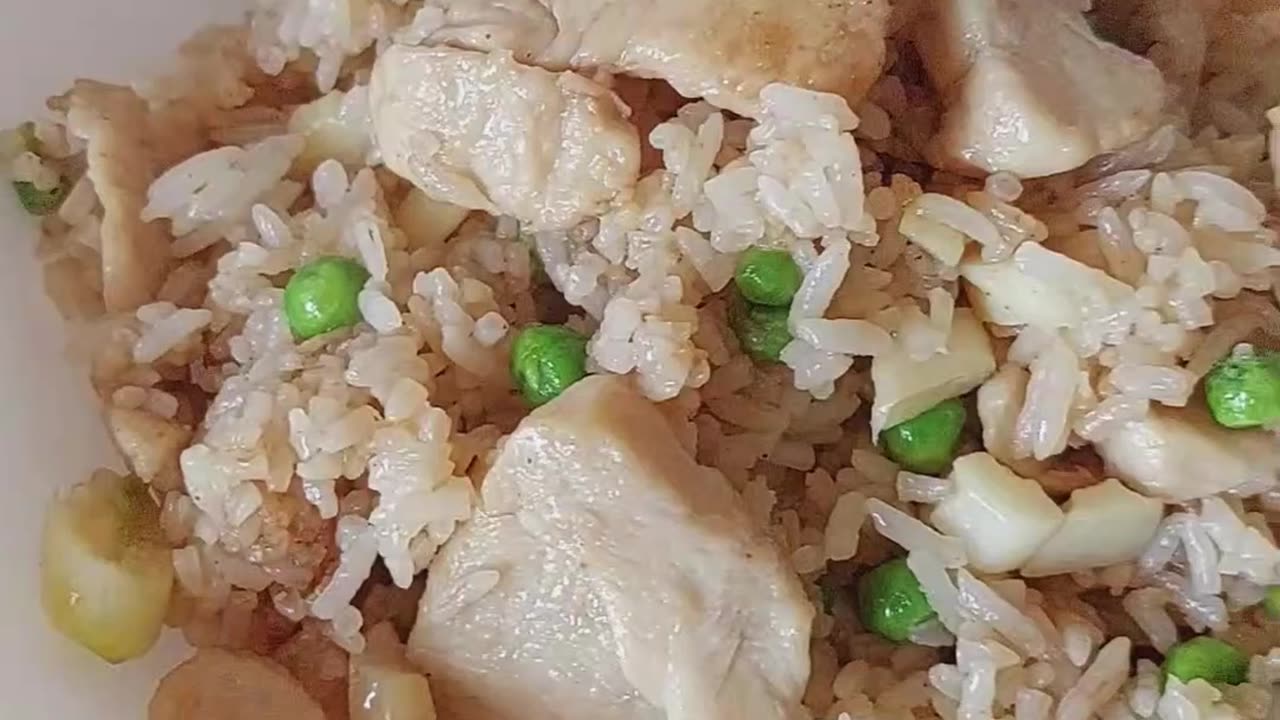 Daily Recipes: The Best Fried Rice. Fried Rice with Spring Rolls #recipe #friedrice #cooking #howto