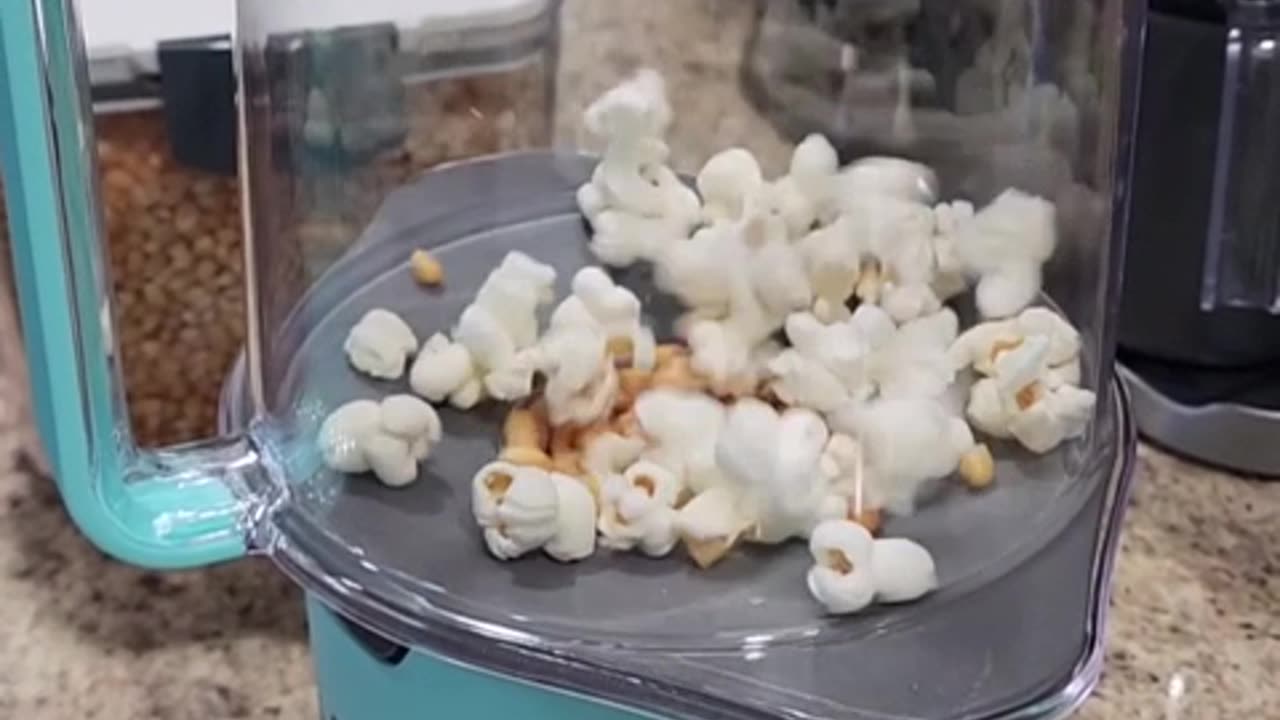 Air Popped Perfection with PopLite My Munch Popcorn Popper