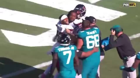 Aziz Al-Qaeda getting stuff thrown at him by Jags fans after being ejected