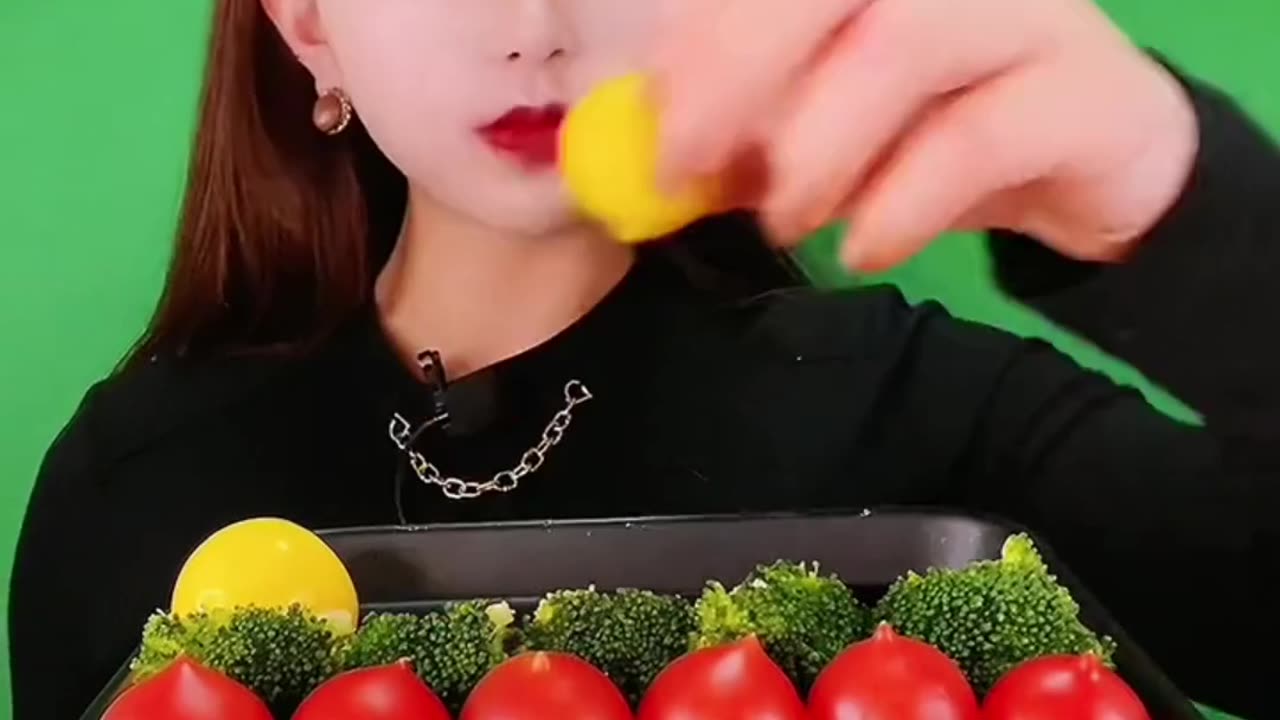 Indulge Your Senses: Satisfying ASMR Eating Moments