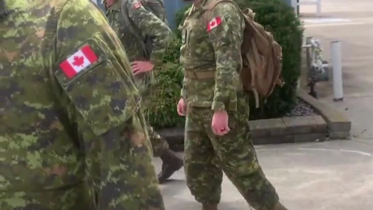 Canadian Military goes door to door in Goderich