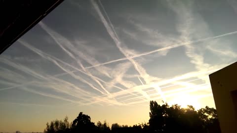 Chemtrails - Smugi chemiczne #4