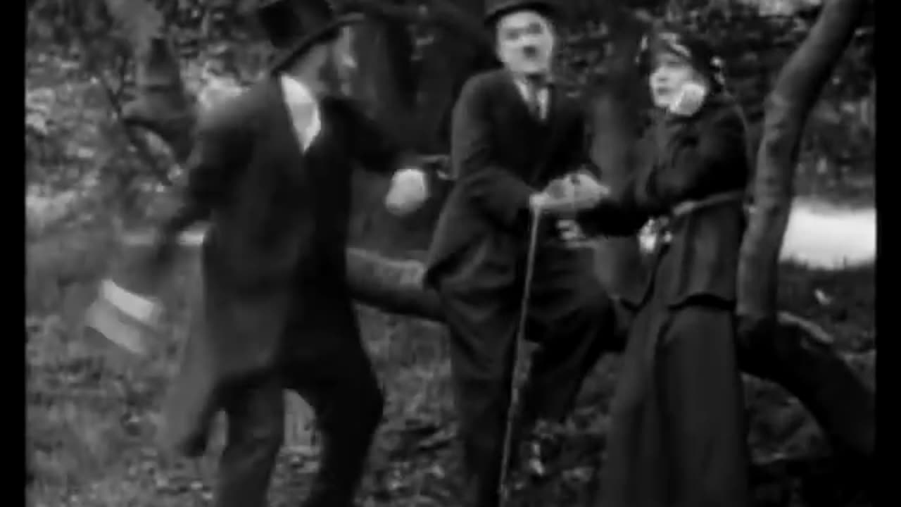 Charlie Chaplin- A Jitney Elopement (1915)