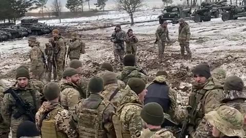 Ukrainian forces preparing to go to the front