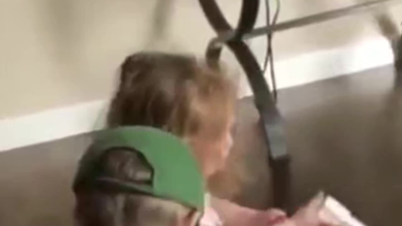 Little girl can't take it anymore