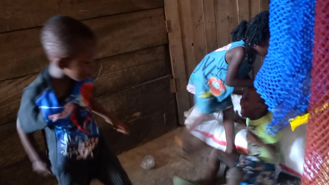 Kid's Funny 🤣 Worries in Africa ❤️ Street Market