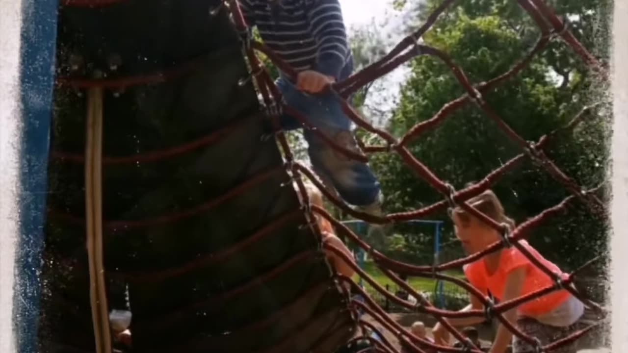 May 2015, East Park Sanctuary and playground in Hull